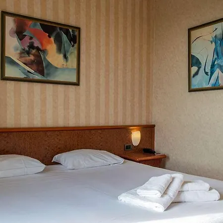 Hotel Meditur Pisa - Vecchiano