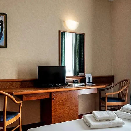 Meditur Pisa - Hotel Vecchiano