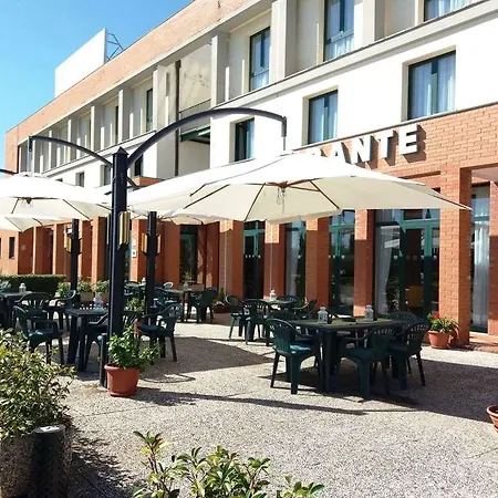 Meditur Pisa - Hotel